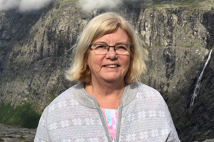 Deborah Haleiwa Mangis, Ph.D. デボラ・ハレイワ・マンギス